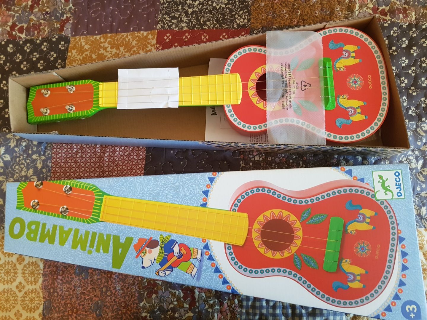 Ukulele gitara Djeco dla dzieci drewniana