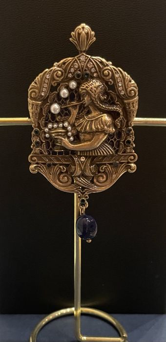 Брошка - кулон у вінтажному стилі