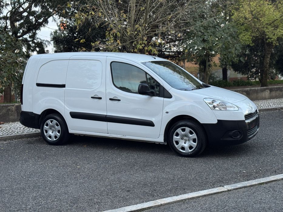 Peugeot Partner Longa 3 lugares