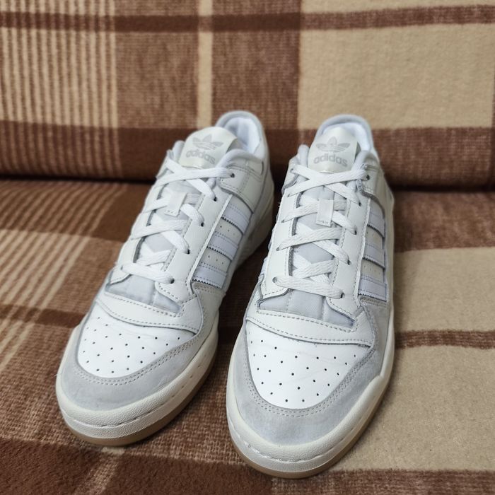 Чоловічі кросівки adidas forum