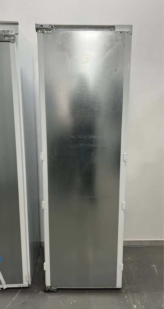 Вбудований холодильник К 7743 Е