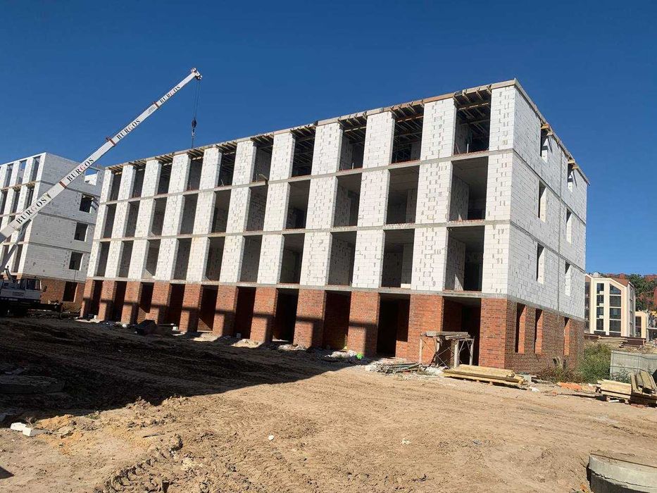 Продам смарт 18,5м2 в Святопетровском/ЖК Sanville Park/Потолки до 4,5м