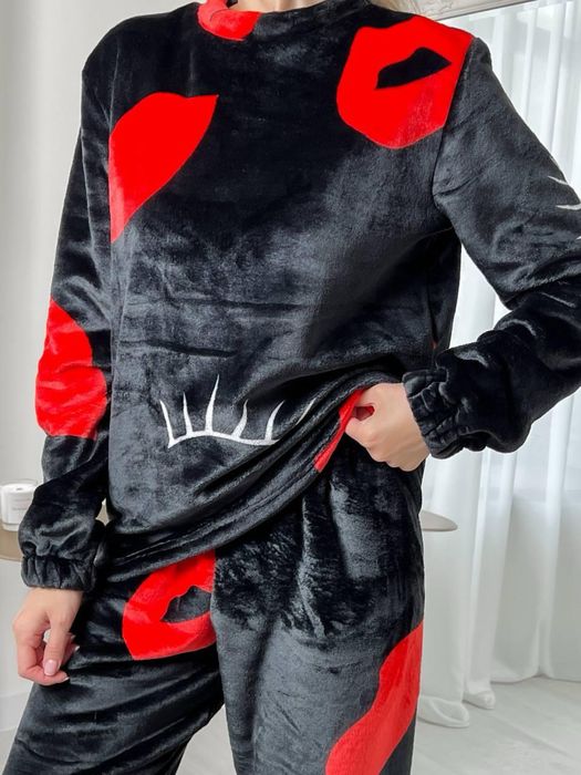 Тепла жіноча піжама махрова розмір XL