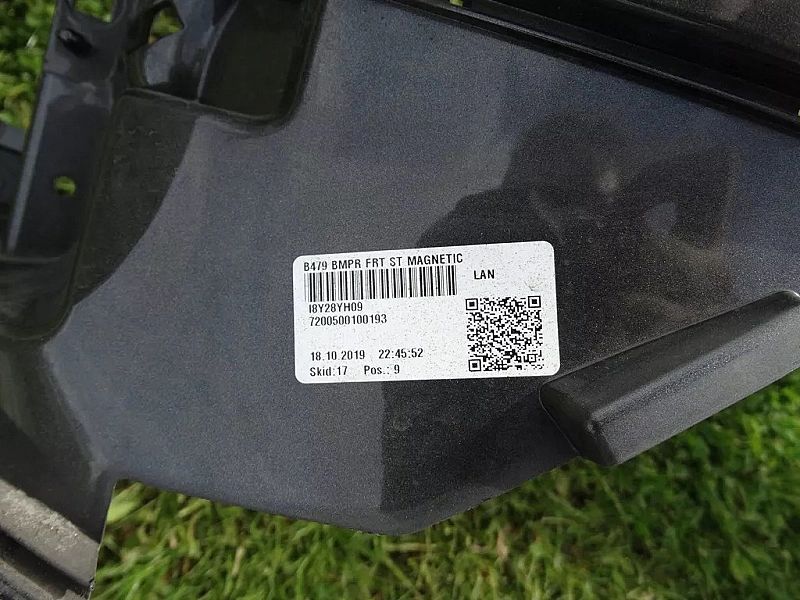Zderzak przedni Ford Fiesta MK8 ST-LINE