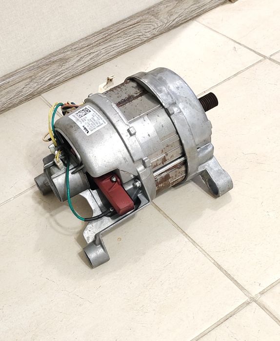 Двигун до пральної машини Zanussi lindo 300