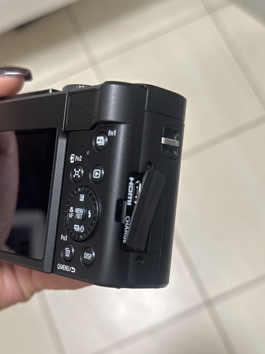 Camera panasonic lumix tz 99