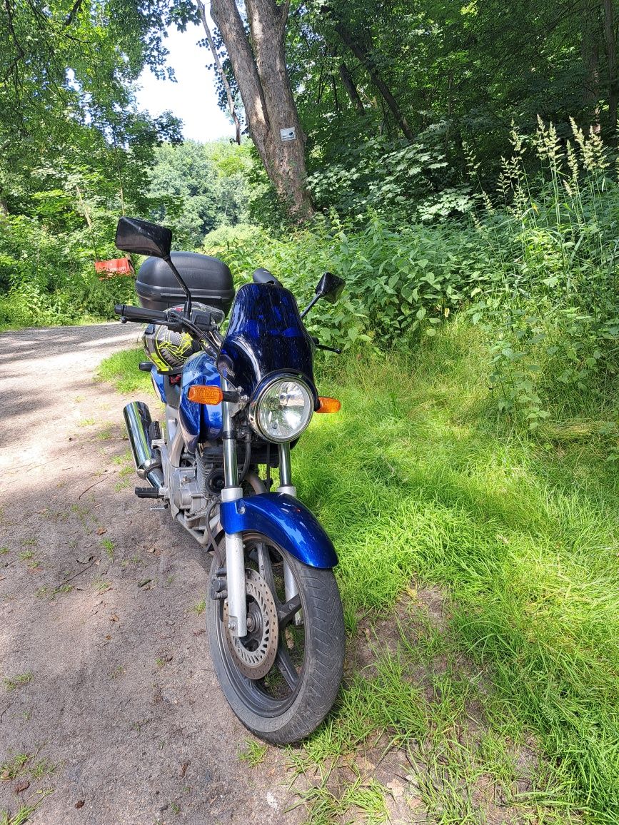 Honda CBF 250 Kat. A2, A