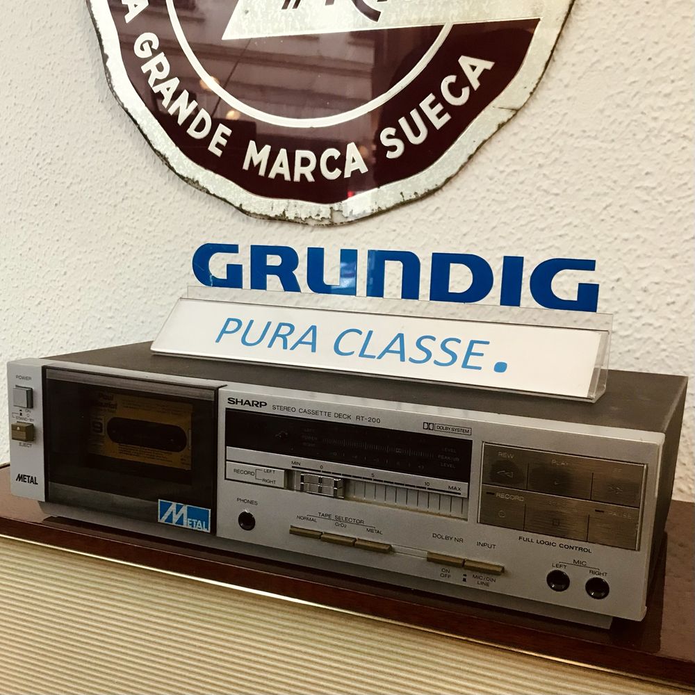 Deck Cassetes Sharp RT-200 - Loja Grundig Clássicos