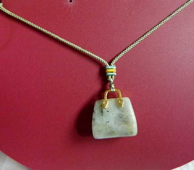 Labradoryt - kamień transformacji, wisiorek torebka