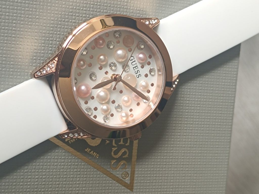 Zegarek damski Guess Pearl GW0381L3