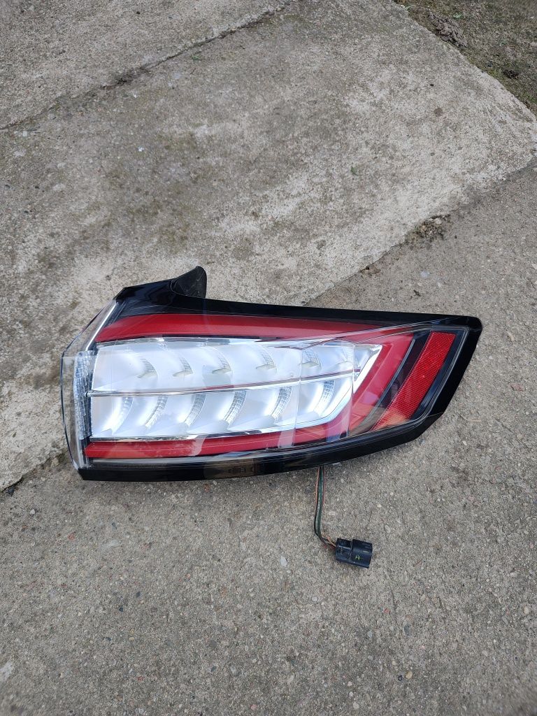 Ford edge lampa tylna prawa USA