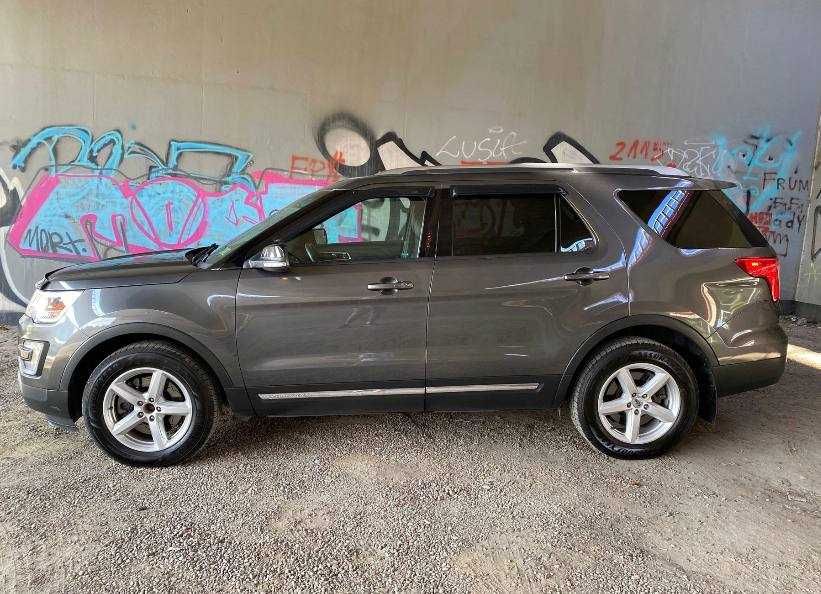 Продам Ford Explorer XLT