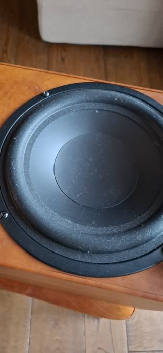 Aktywny subwoofer Jamo