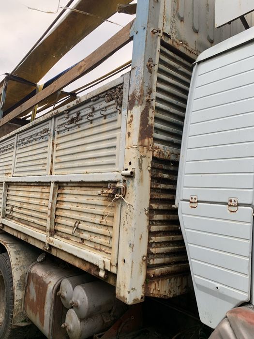 Кузов бортовий камаз 5320