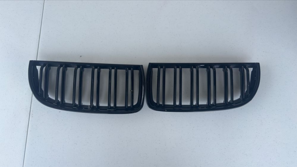 Grelha bmw e90 preto