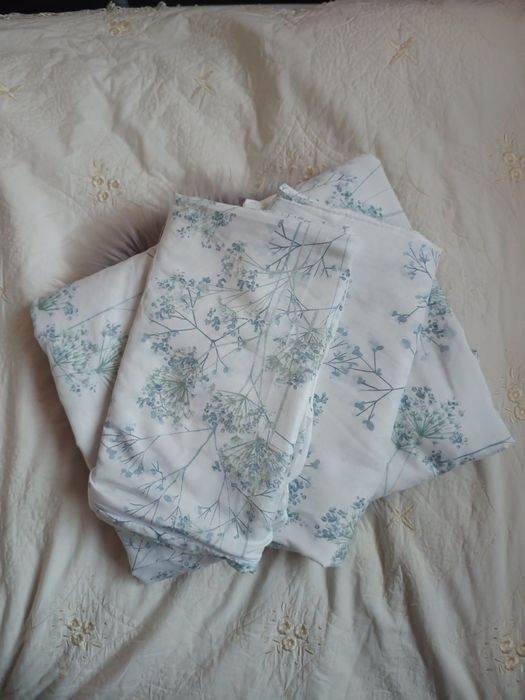 Pościel 160x200 + dwie poszewki na poduszki standard