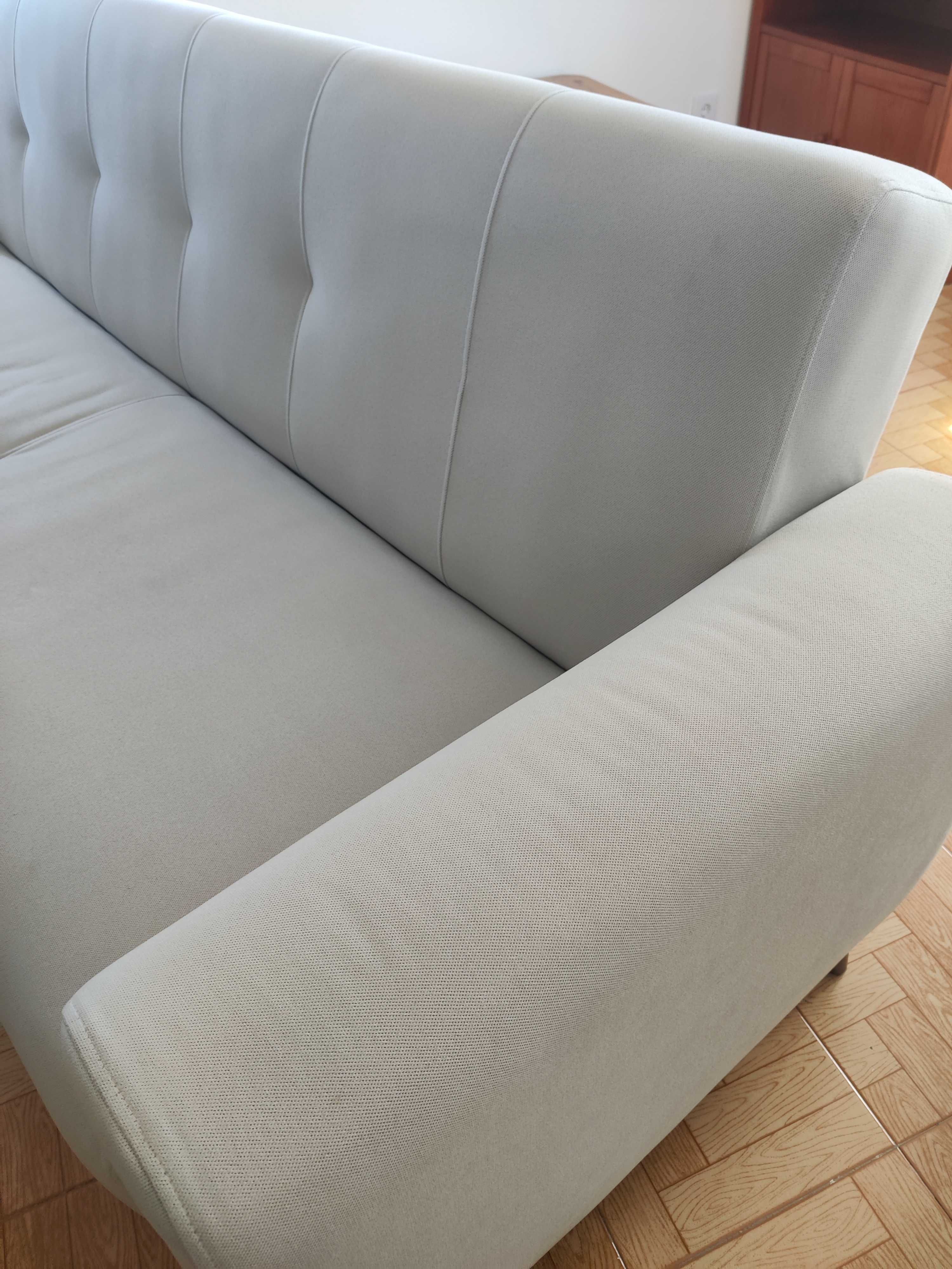 Sofá-cama de 3 lugares em cinzento