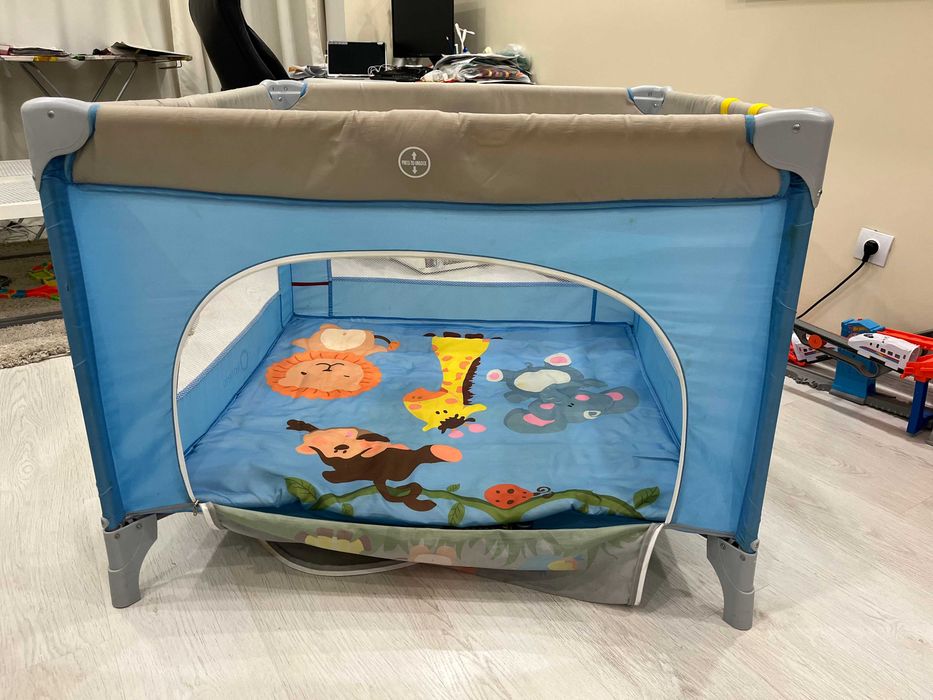 Дитячий манеж Lionelo