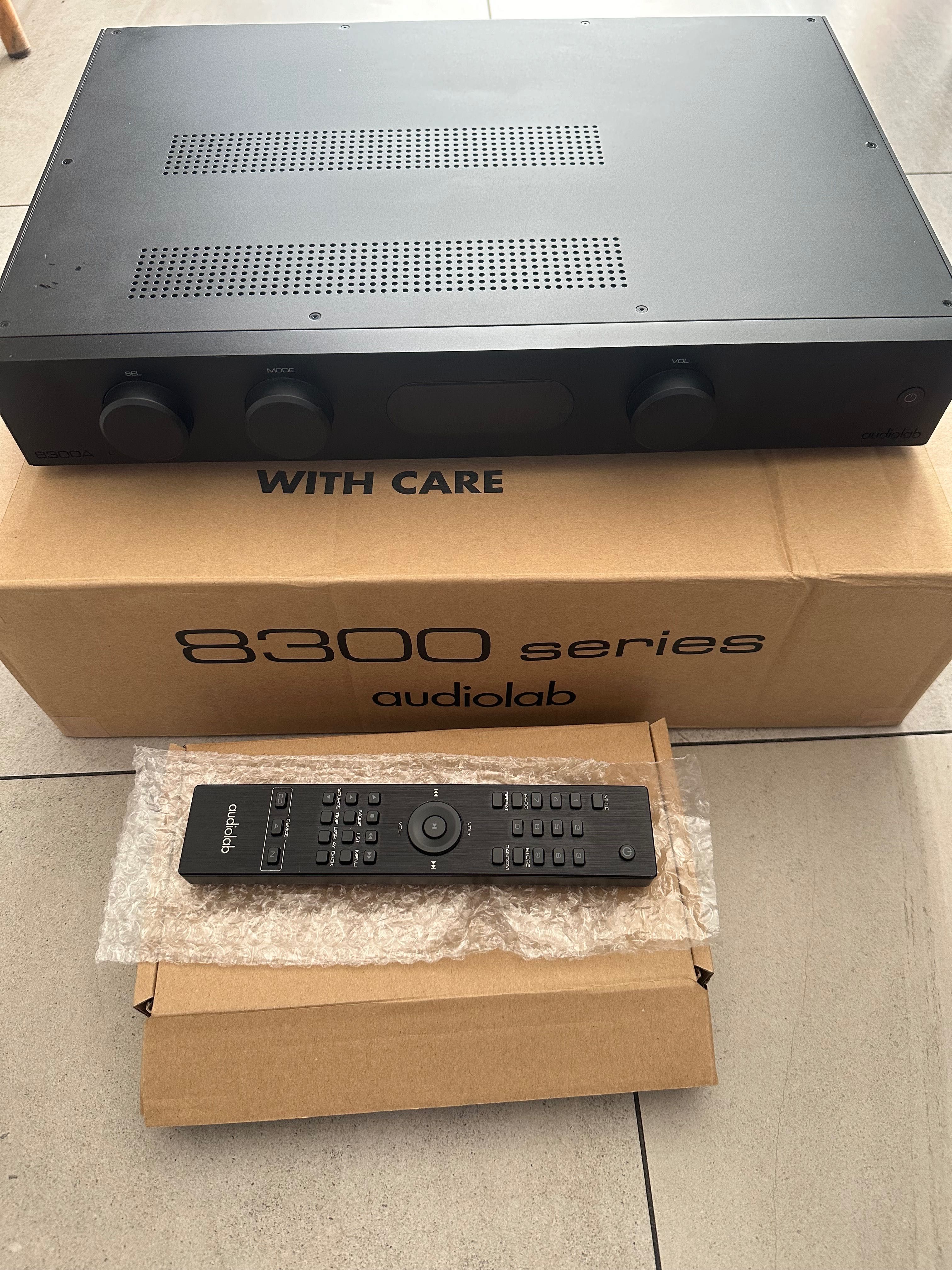 Wzmacniacz Audiolab 8300A Jak nowy.