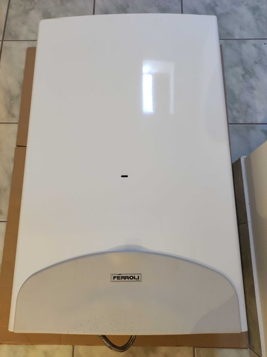Caldeira a Gás Ferroli Para Aquecimento Central