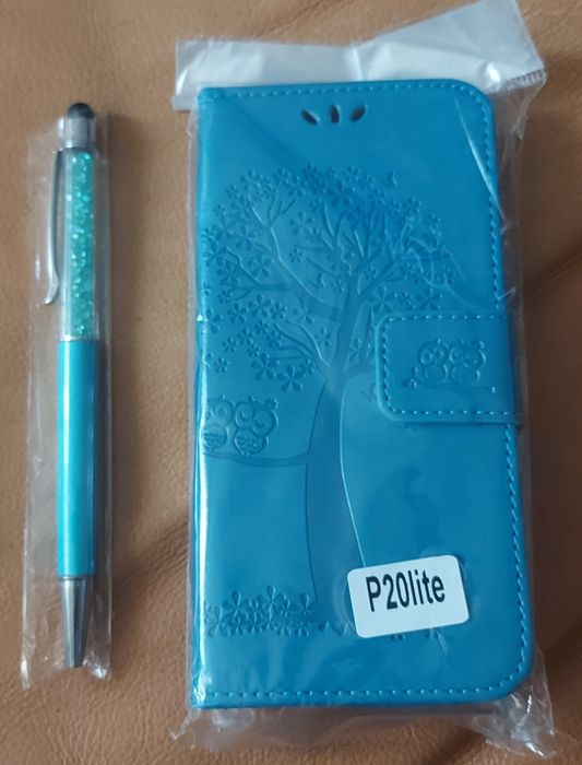 Etui na telefon       .