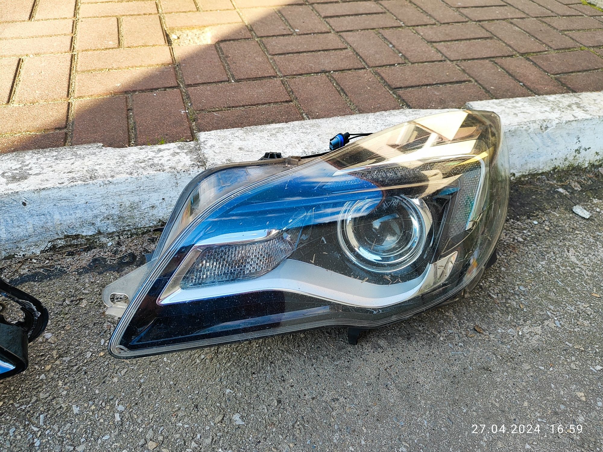 Lampy przednie Opel Insignia lift cena za komplet 2 sztuki