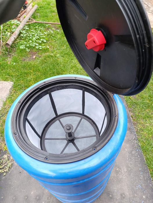 Бочка 200 л під оприскувач