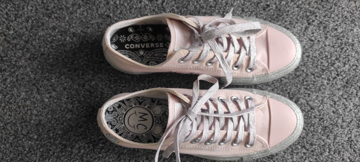 Converse Chuck Taylor,Milley Cyrus,r.37