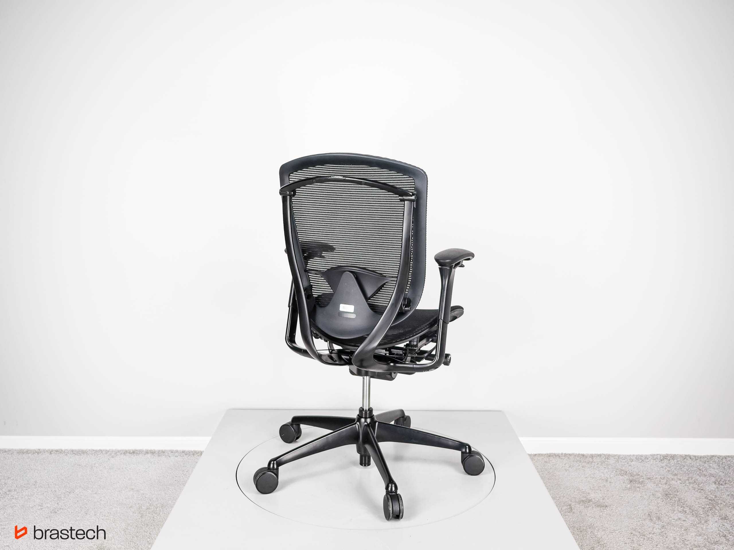 Fotel ergonomiczny Okamura Contessa Executive Chair Teknion