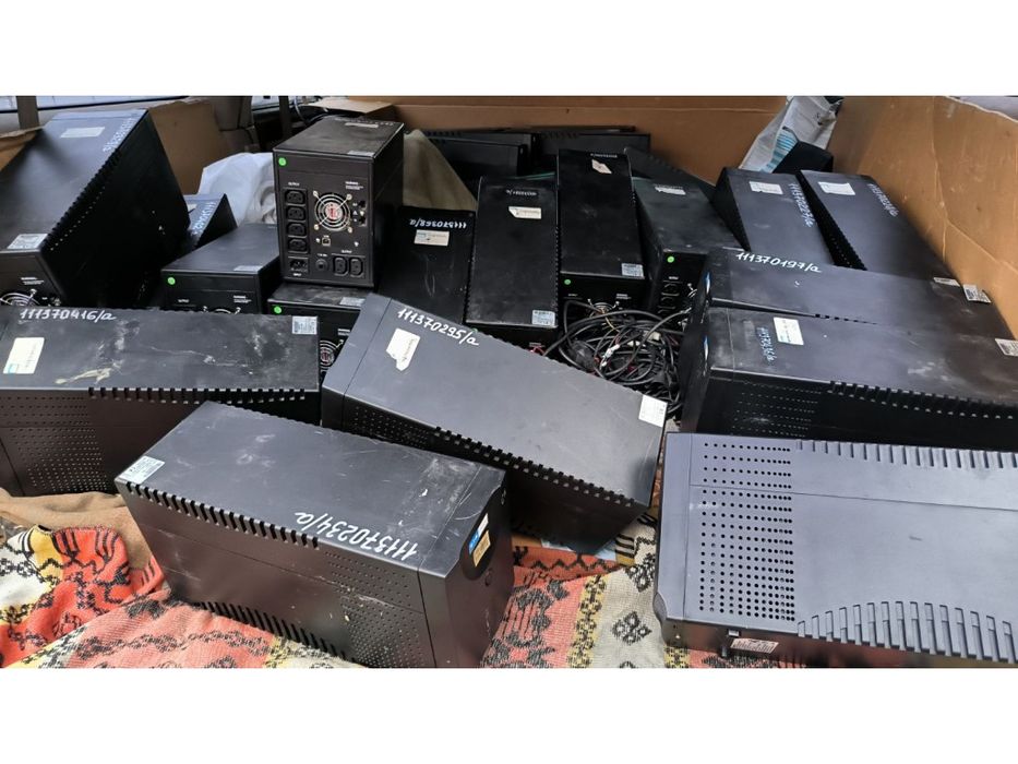 Бесперебійник ДБЖ EATON NV 1400H