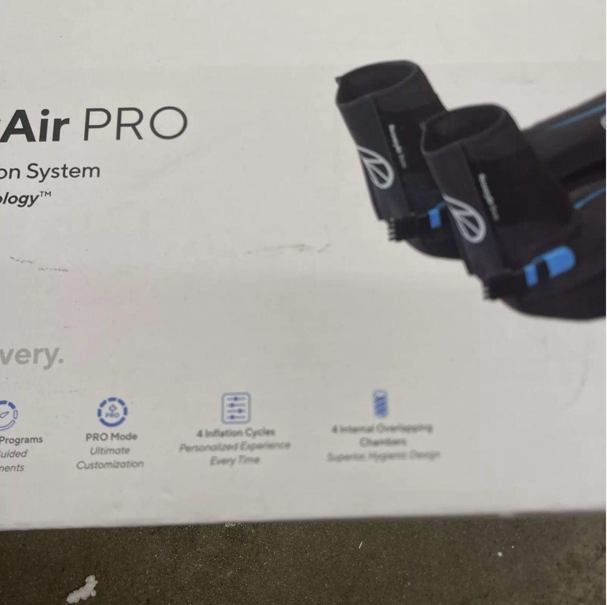 Компресійні черевики Therabody RecoveryAir Pro
