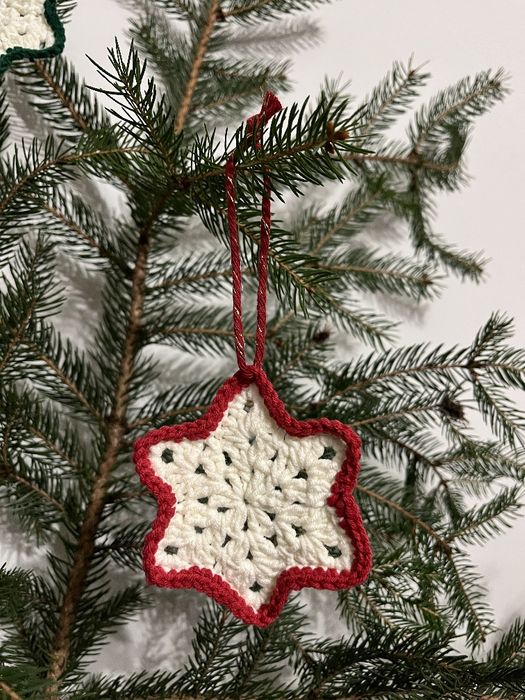 Szydełkowe ozdoby świąteczne gwiazdki, bombki, Boże Narodzenie