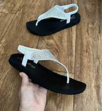 Skechers босоножки вьетнамки сандали женские 39-40 р. 26-26,5 см