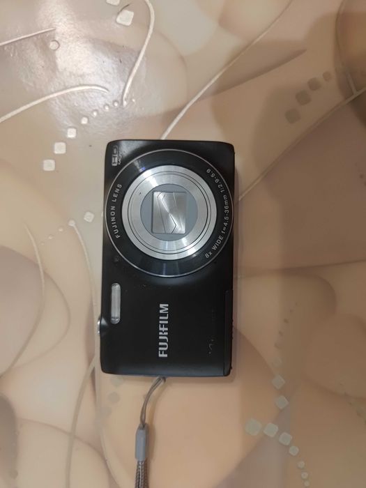 Продам Фотоапарат Fujifilm FinePix JZ100(під ремонт)