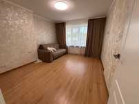 2 ком. Кватрира.  Переулок  Приладный 4