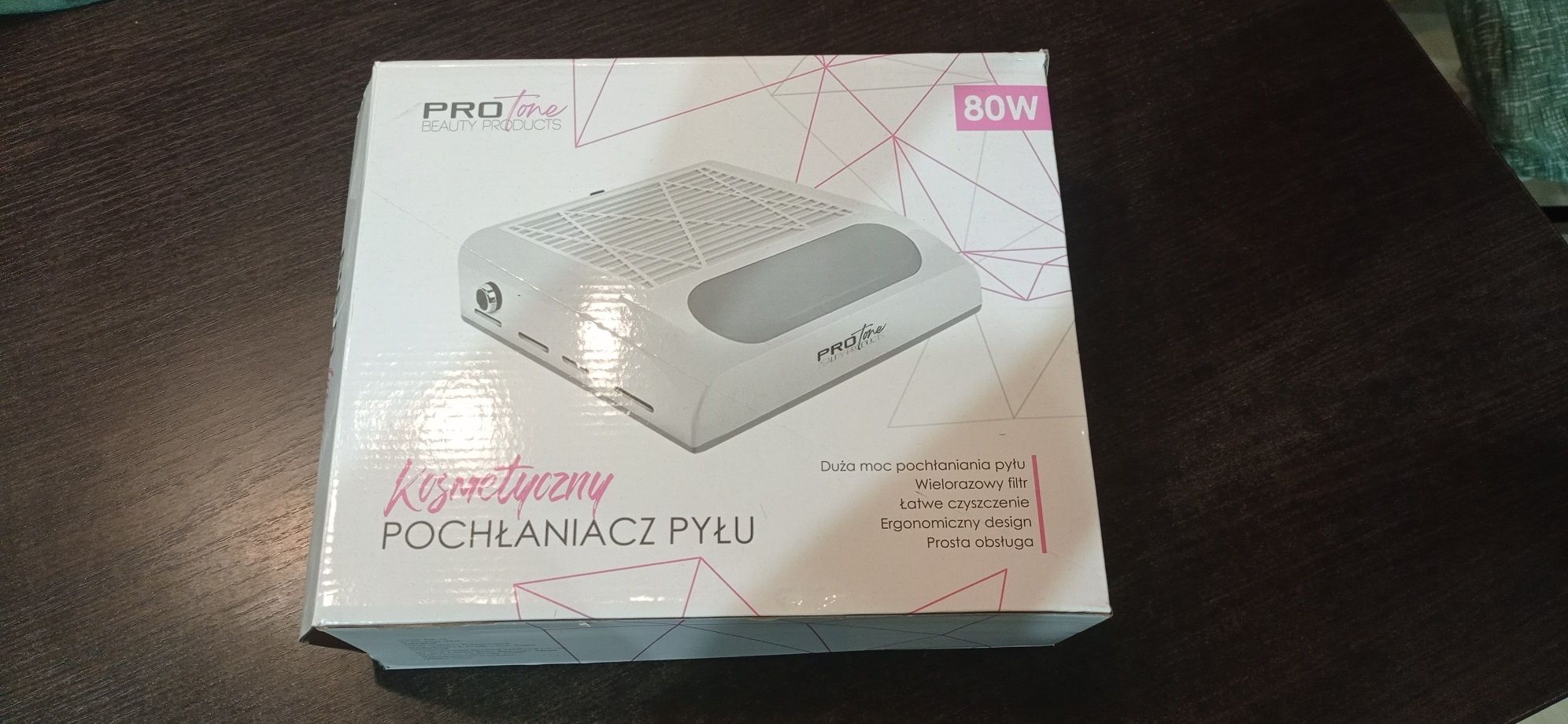 Odpylacz do paznokci z filtrem