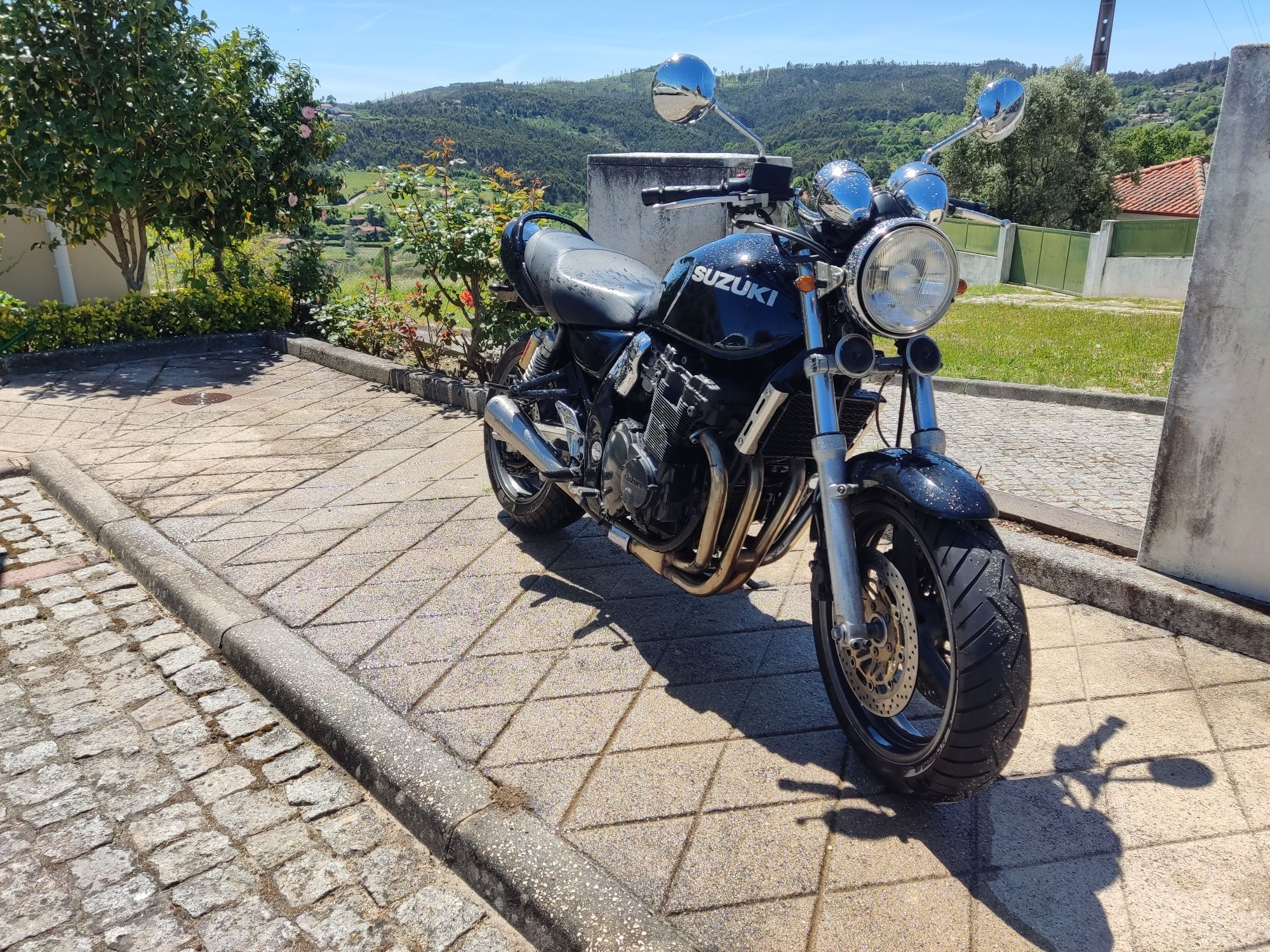 Suzuki GSX 750 Inazuma 1998 "Bandit"