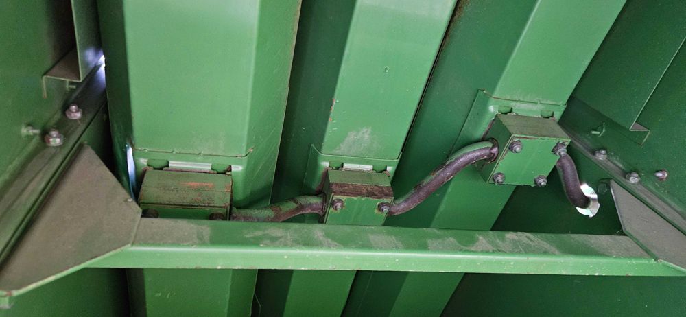 Зернозбиральний  комбайн John Deere 935 3м міні комбайн