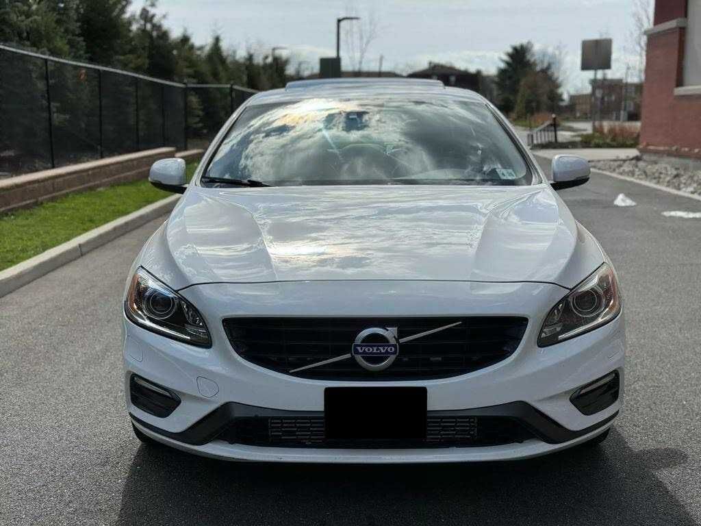 Volvo S60 2016 біла Т5