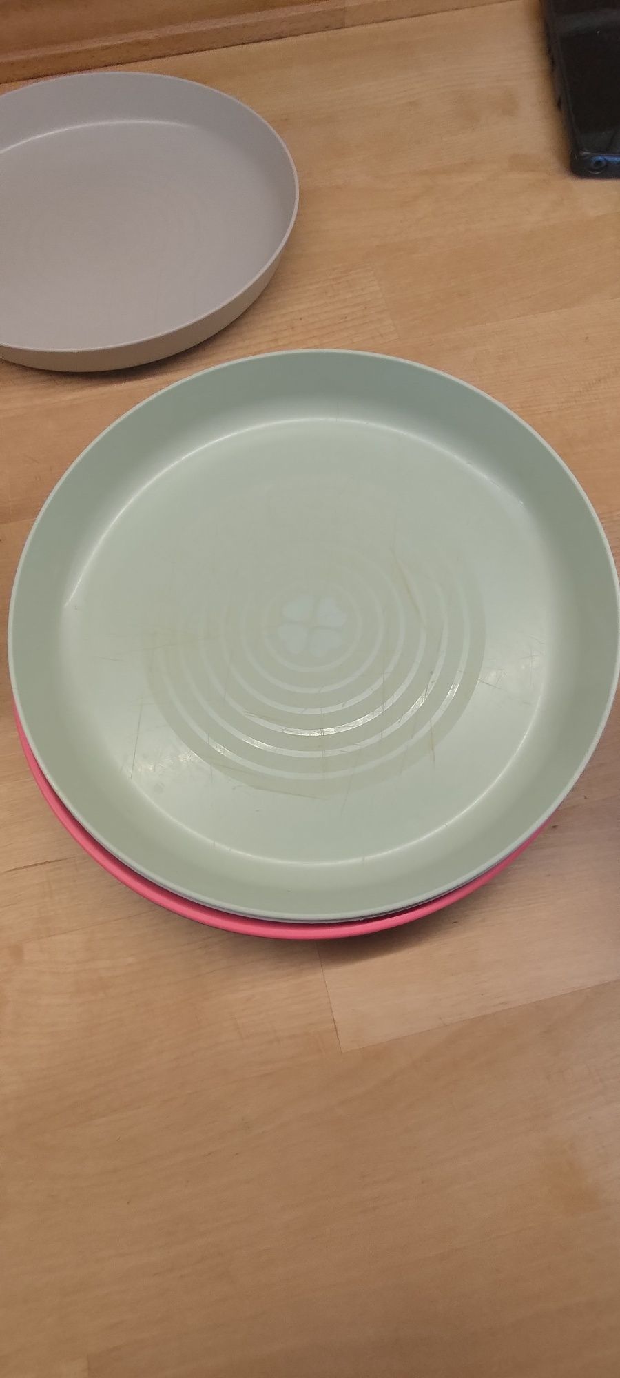 Zestaw talerzy i kubków IKEA