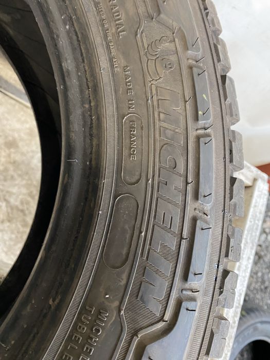 Opona pojedyncza 215/65/16c Michelin Agilis CrossClimate