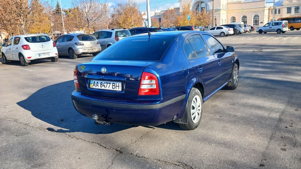 Продам Шкоду в доброму стані