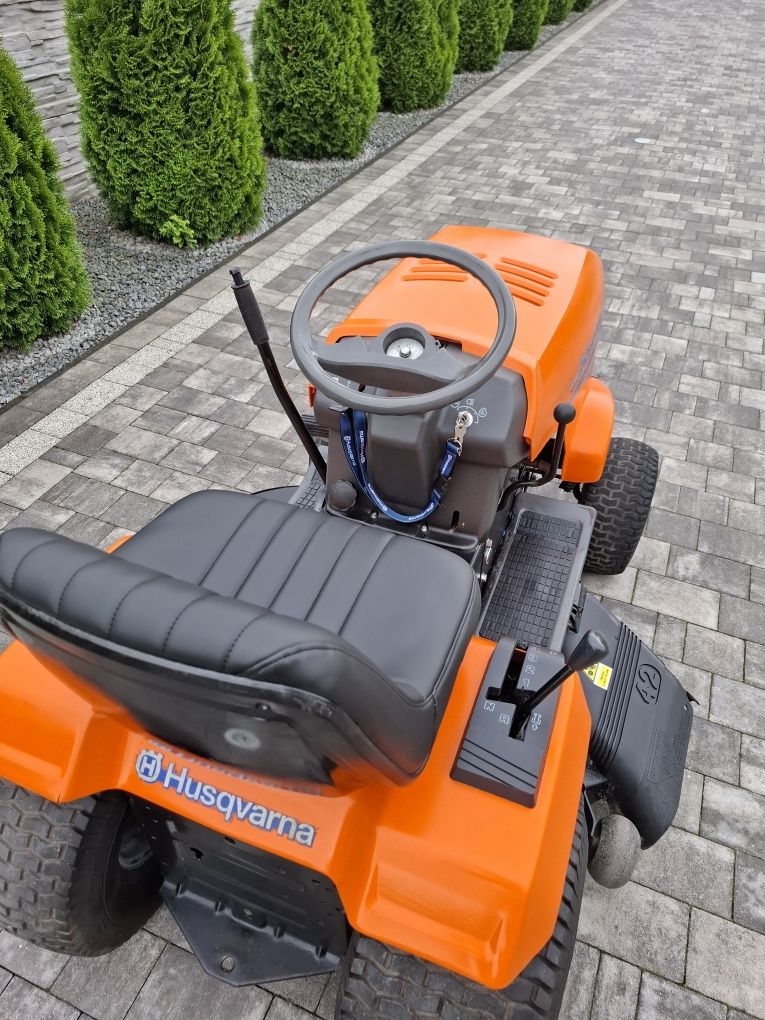Traktorek Traktor Kosiarka HUSQVARNA YT150 Briggs&Stratton 15.5HP