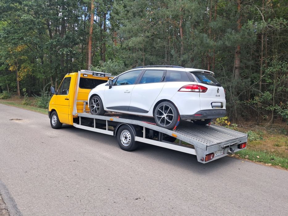 Pomoc Drogowa 24/7, Usługi Autolawetą, Laweta, Holowanie