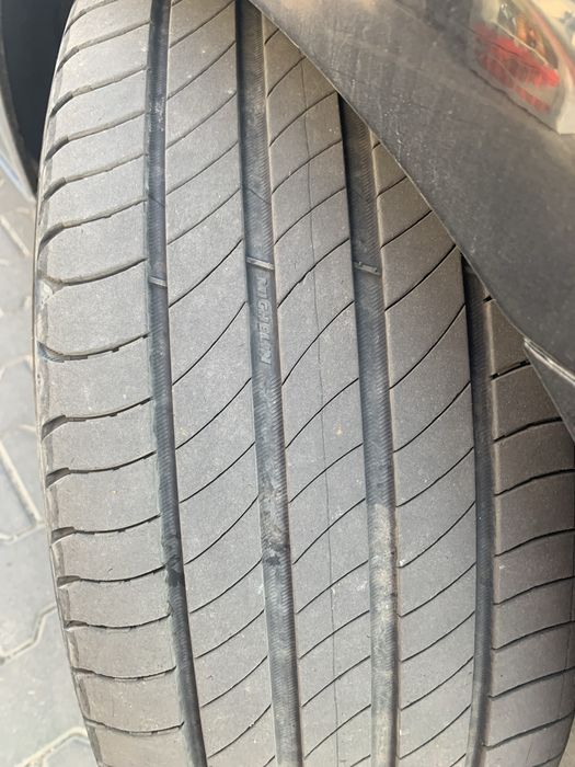 Резина r18 215/55