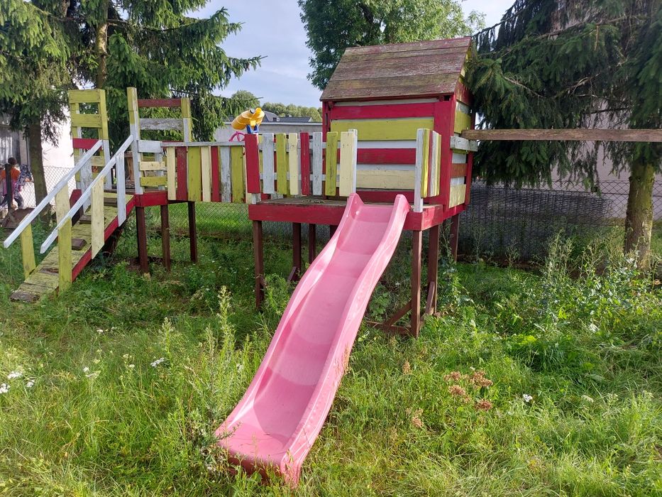 Plac zabaw dla dzieci uzywany