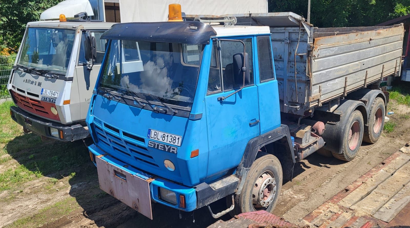 Pracę ziemne wykopy wyburzenia transport maszyn ziemia na sprzedaż