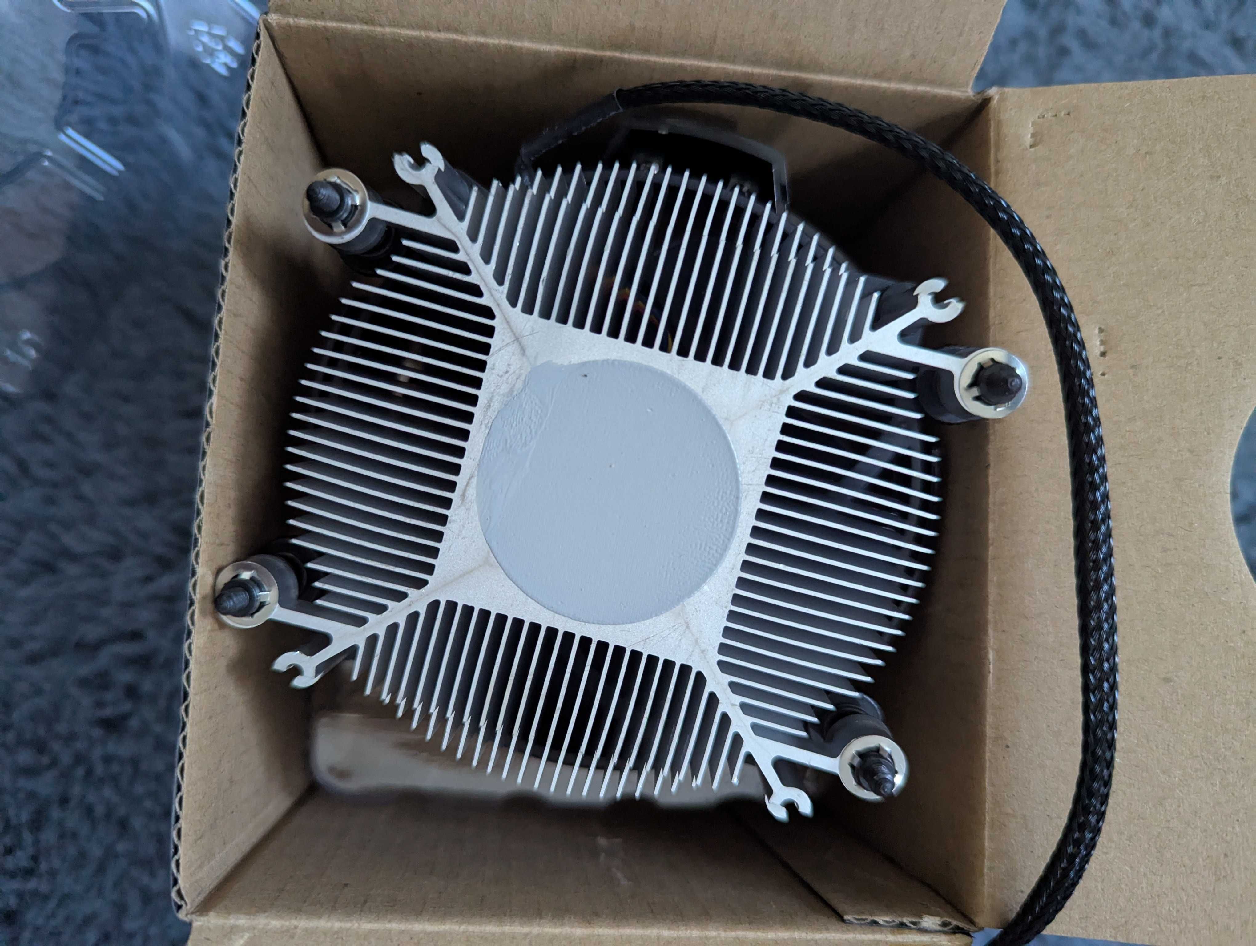 Chłodzenie procesora AMD Ryzen 5 2600 OEM