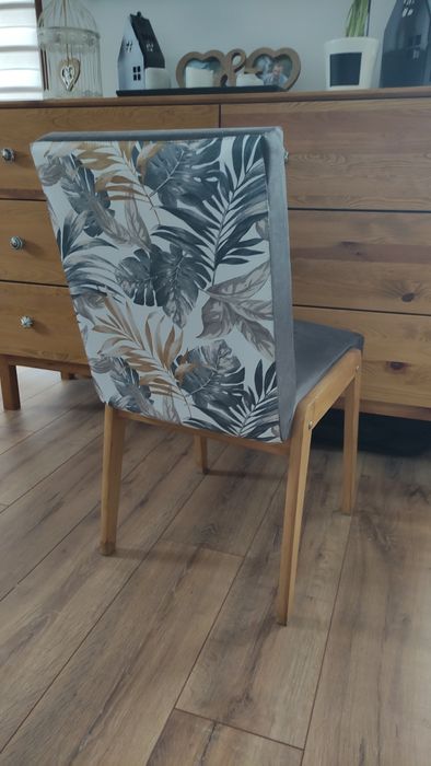 Krzeslo krzesla tapicerowane model Aga