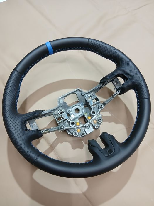 Продаю рулі на Форд Мустанг